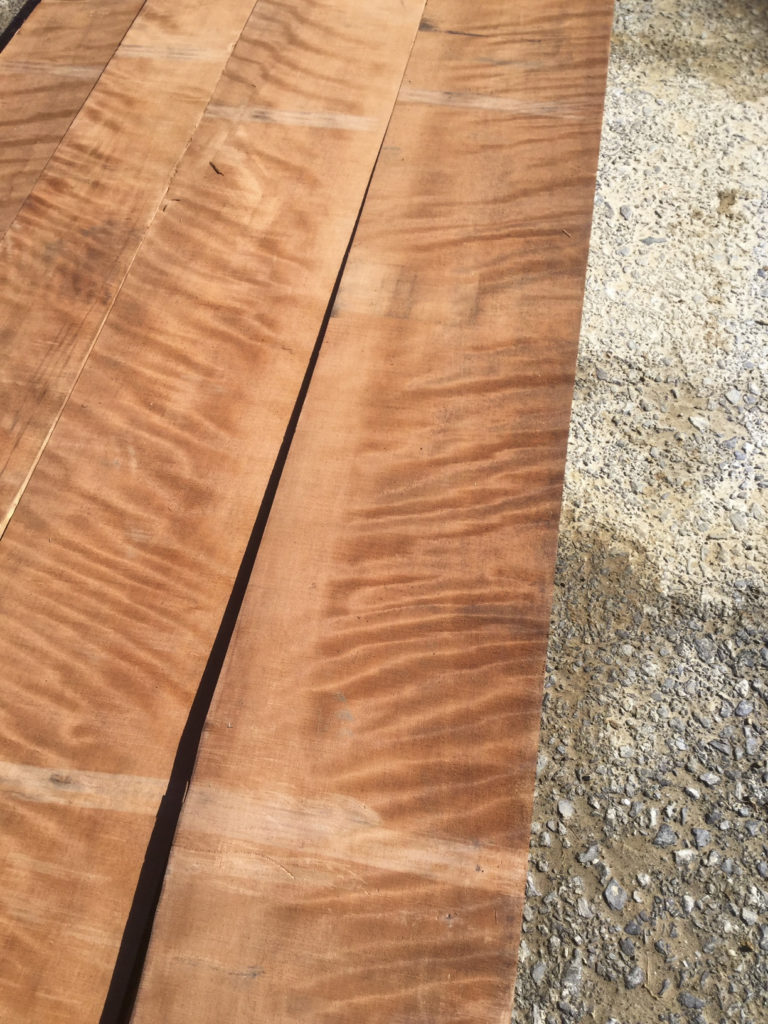 8/4 figured redwood lumber