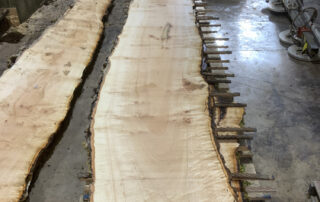 Cutting a 20 foot long Big Leaf Maple log at Hearne Hardwoods Inc.